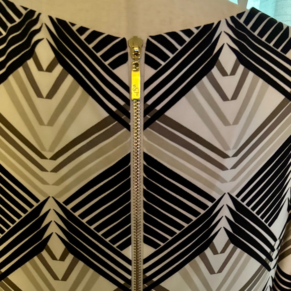 2590 - Eliza J Black and White Geometric Dress with Pink Trim NWT SIZE 8 - Picture 6 of 14